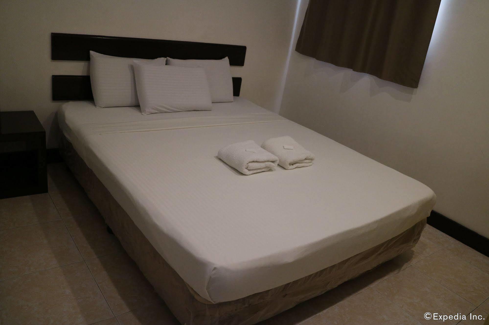 Ong Bun Pension House Iloilo City Ngoại thất bức ảnh