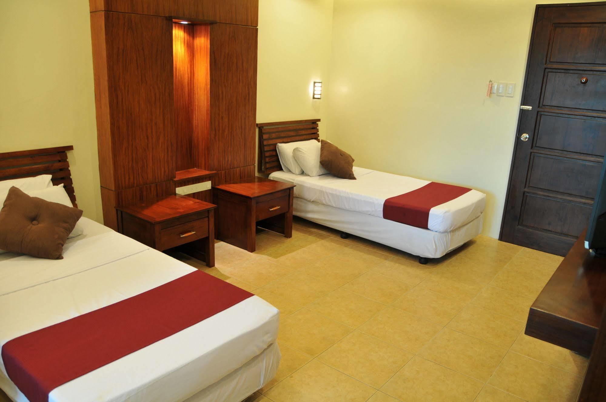 Ong Bun Pension House Iloilo City Ngoại thất bức ảnh
